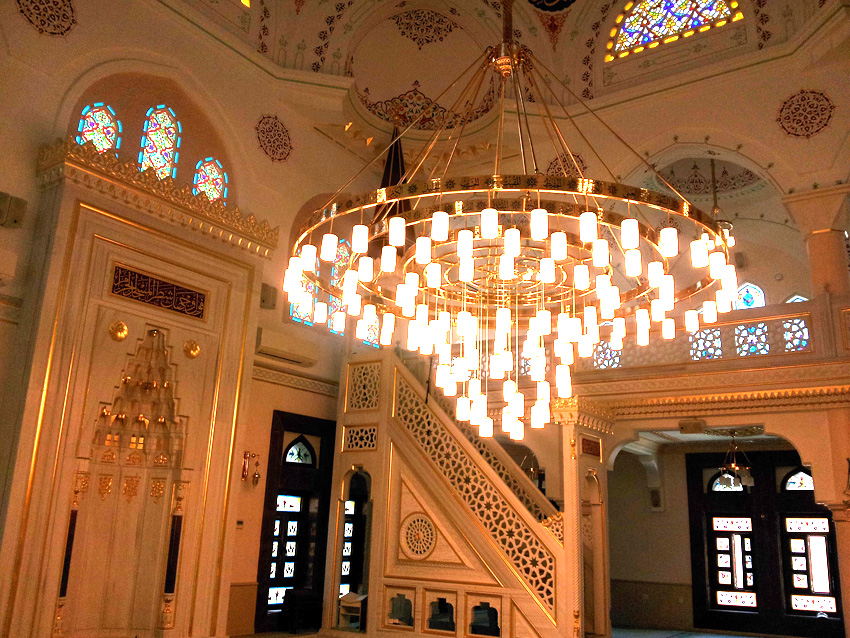 İstanbul Kadriye Hatun Cami Avizeleri Projesi