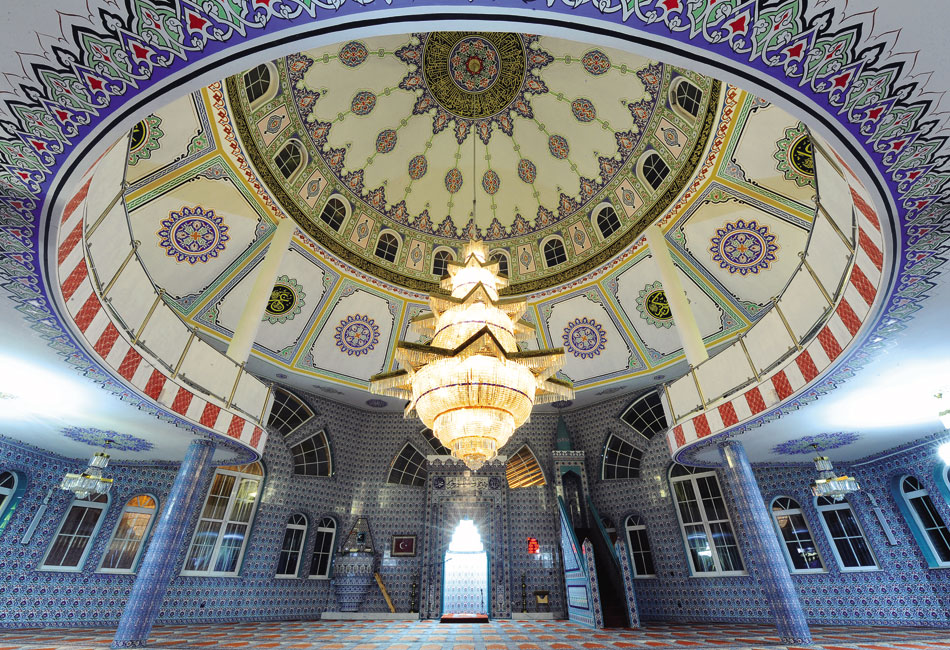 Süleymaniye Cami Mosque ChandelierTilburg Hollanda